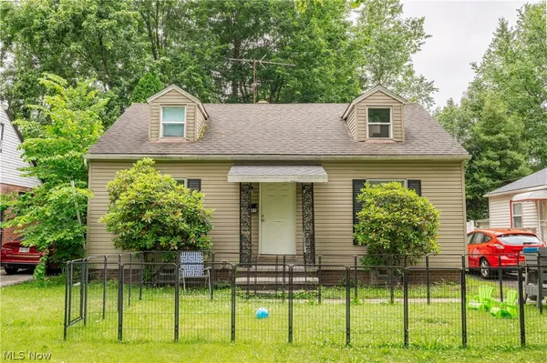 $129,900 | 892 Hayden Avenue, Akron, OH 44320