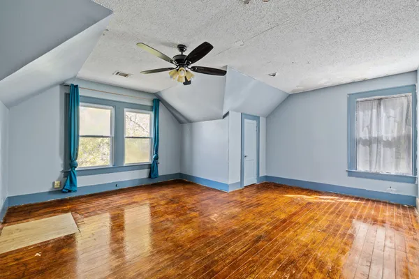 $285,000 | 602 West Sealy Street, Alvin, TX 77511