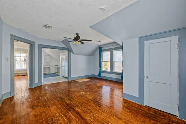 $285,000 | 602 West Sealy Street, Alvin, TX 77511