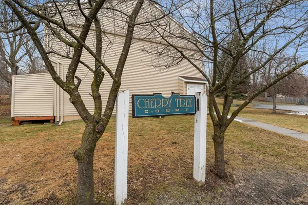 $269,500 | 13 Cherry Tree Court, St. Albans, VT 05478