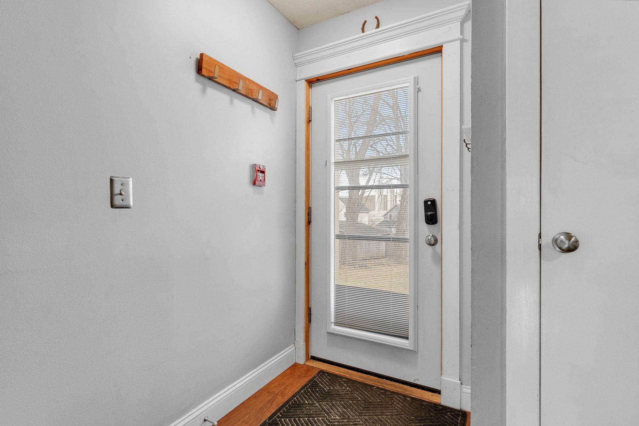 13 Cherry Tree Court St. Albans, VT 05478 - Photo 3 of 29