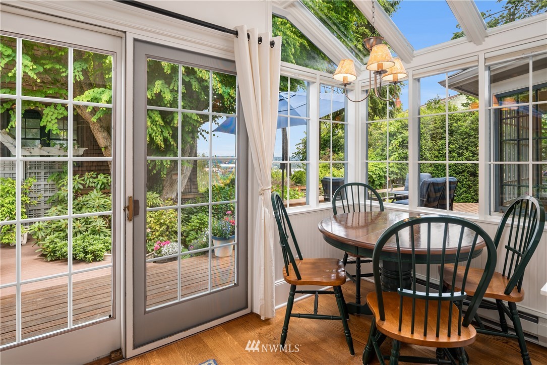 1508 East Howe Street Seattle, WA 98112 - Photo 13 of 22