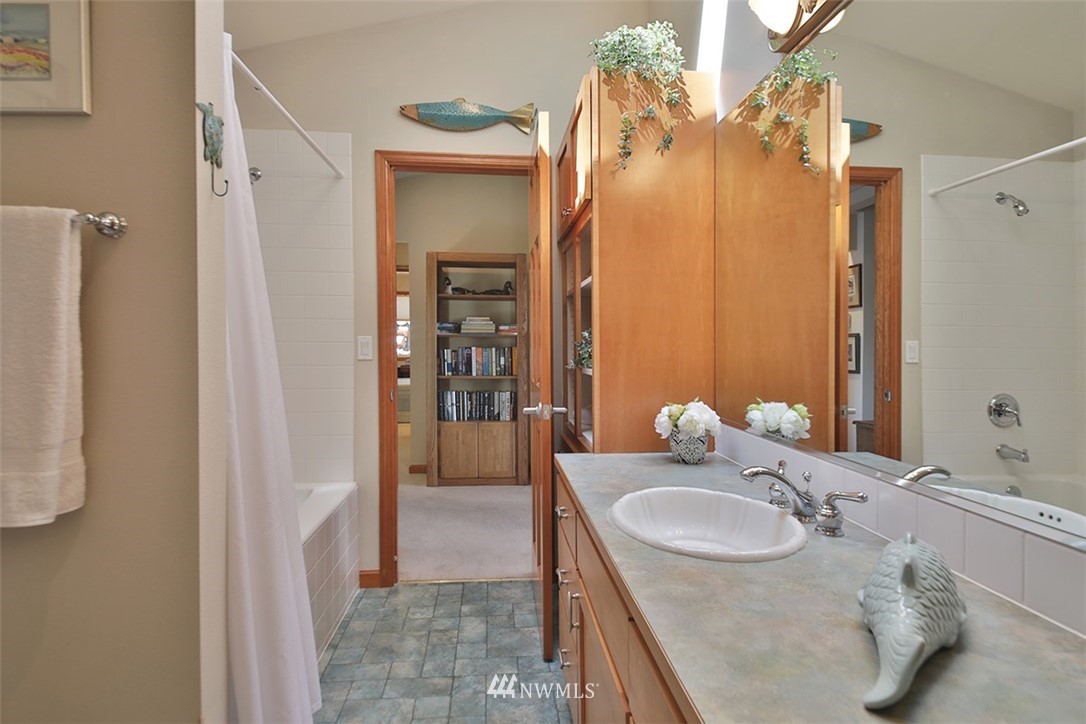 5279 Bercot Road Freeland, WA 98249 - Photo 25 of 37 Gallery Image 25