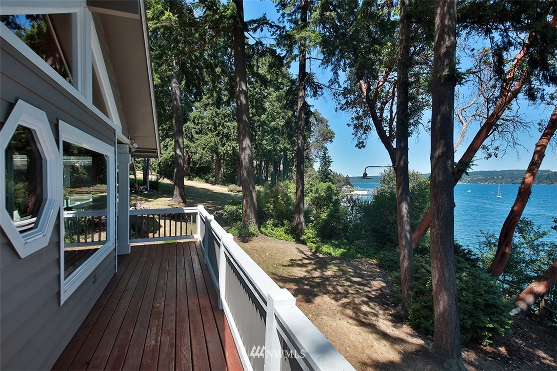 5279 Bercot Road Freeland, WA 98249 - Photo 8 of 37 Gallery Image 8