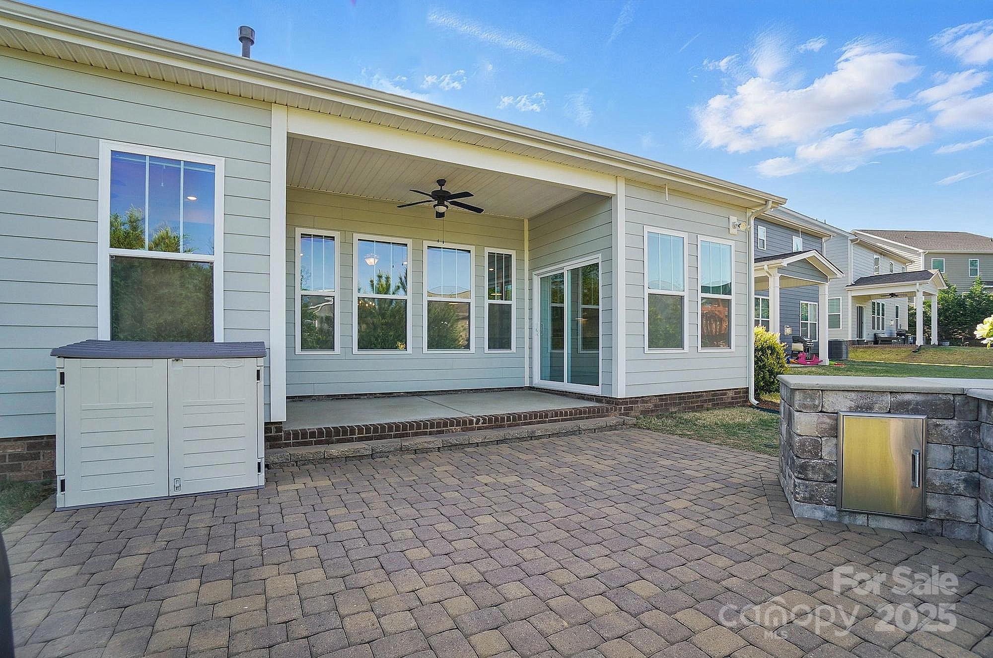 5004 Oakmere Road Waxhaw, NC 28173 - Photo 44 of 48 a front view of a house with a garden