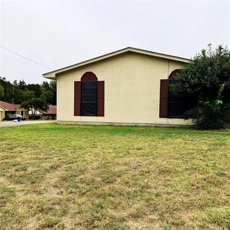 $1,895 | 628 Taylor Court, Duncanville, TX 75137