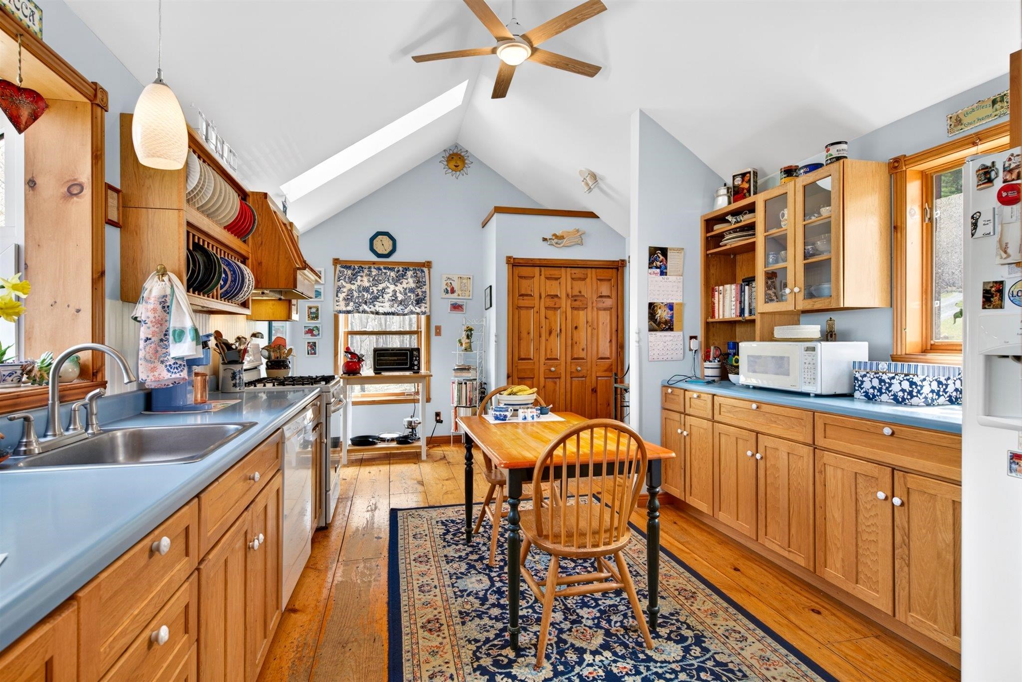 142 Schenkar Road Pownal, VT 05261 - Photo 15 of 60