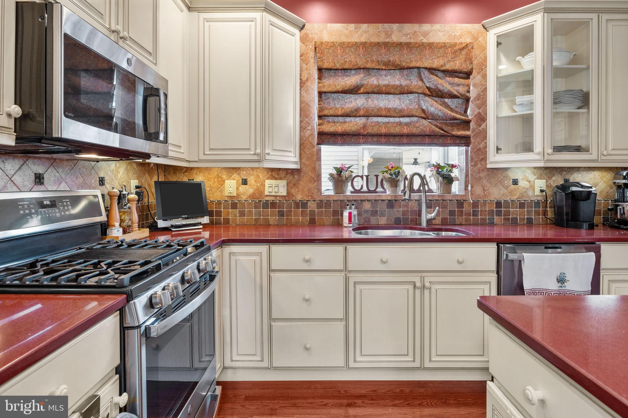 24 Valentine Road Ivyland, PA 18974 - Photo 19 of 41 Kitchen