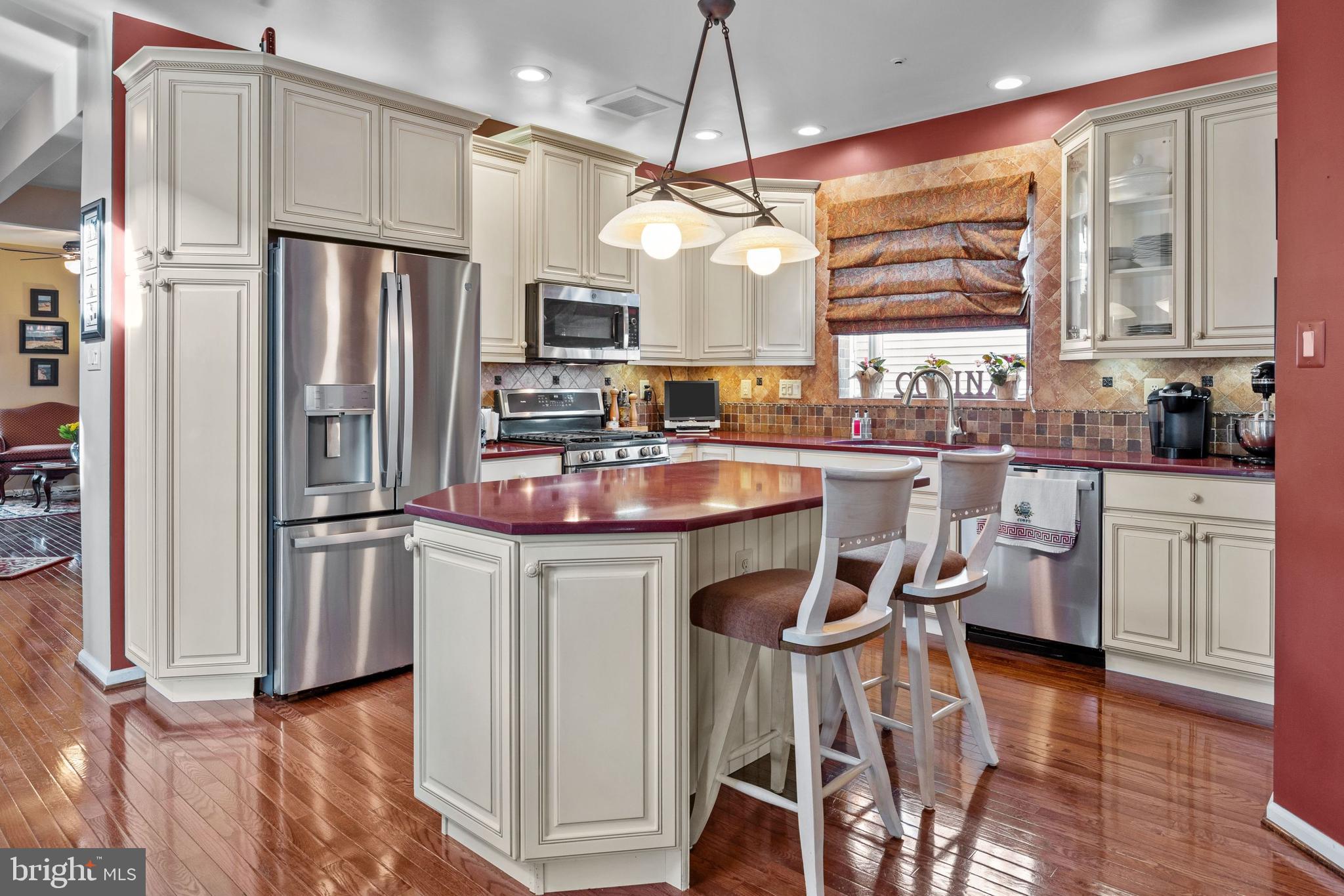 24 Valentine Road Ivyland, PA 18974 - Photo 21 of 41 Kitchen