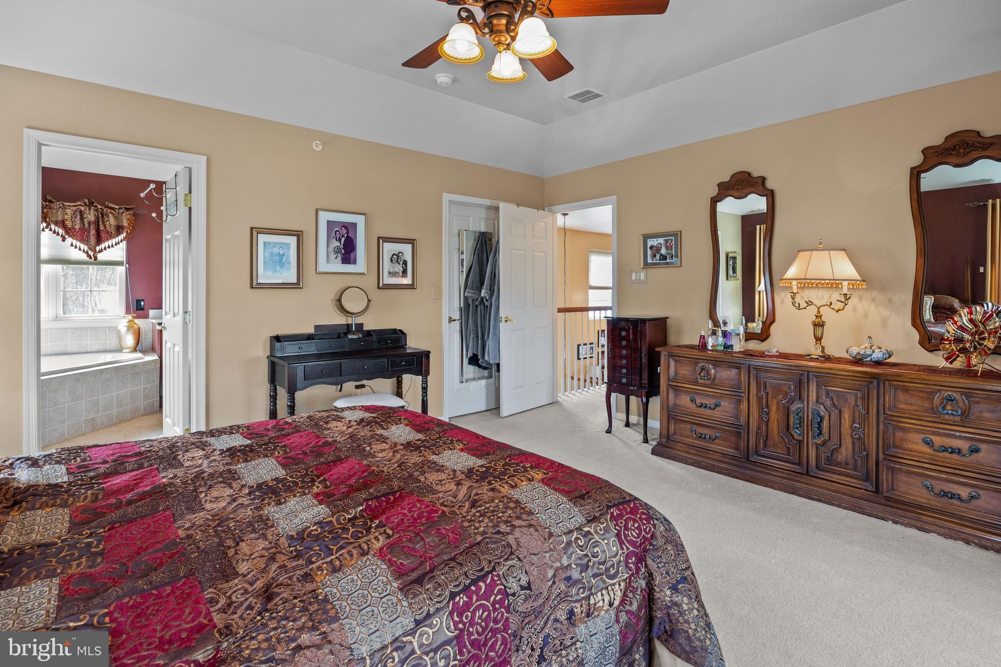 24 Valentine Road Ivyland, PA 18974 - Photo 27 of 41 Master Bedroom
