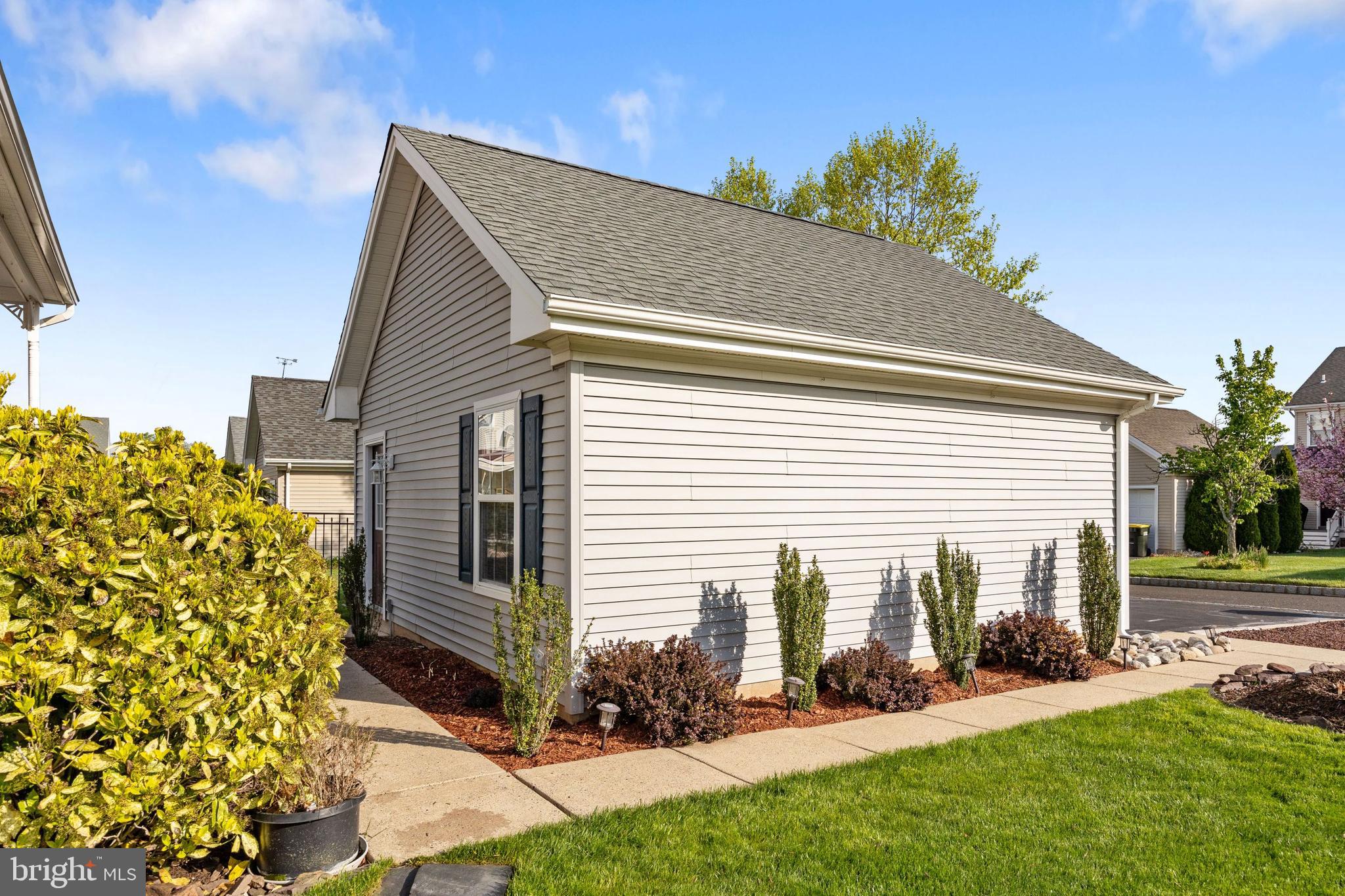 24 Valentine Road Ivyland, PA 18974 - Photo 9 of 41 Detached Garage