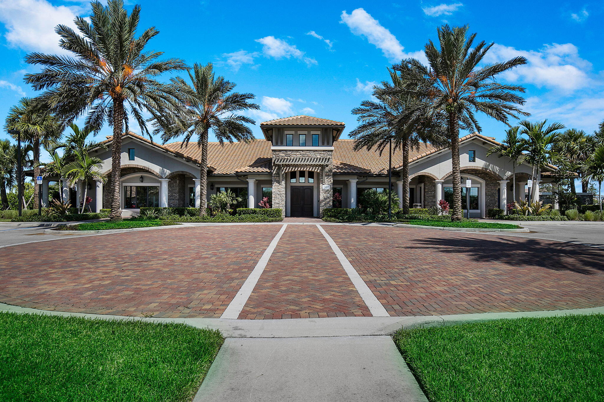 121 Cerulean Key Way Jupiter, FL 33478 - Photo 34 of 40 92-web-or-mls-print_House-58
