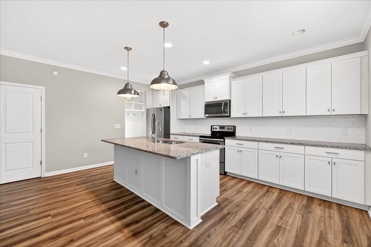 125 Yorkshire Drive Moncks Corner, SC 29461 - Photo 12 of 47 12