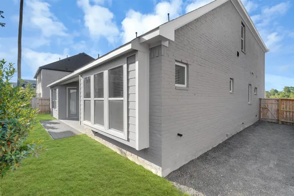 $665,999 | 127 Chatsworth Lane, Conroe, TX 77384