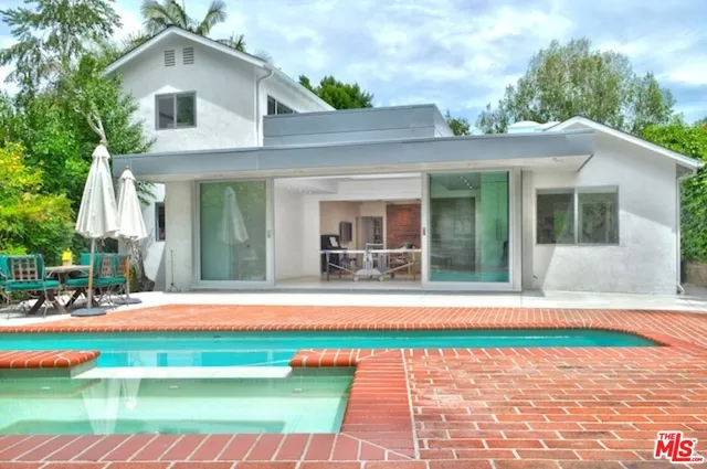 $12,000 | 4031 Hollyline Avenue, Sherman Oaks, CA 91423