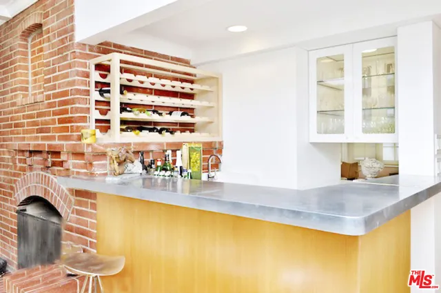 $12,000 | 4031 Hollyline Avenue, Sherman Oaks, CA 91423