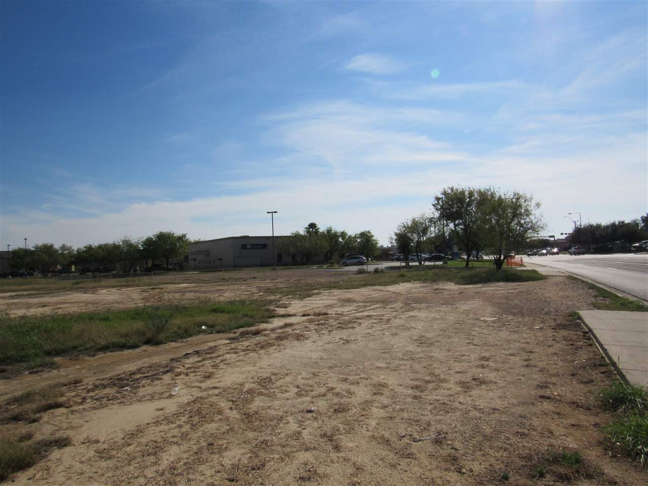 9810 Sterling Loop Laredo, TX 78045 - Photo 10 of 13 Gallery Image 10