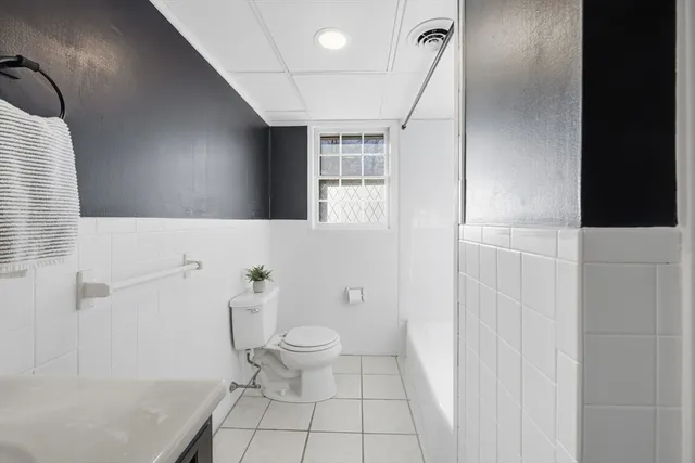 $284,400 | 5 Pilgrim Circle, Unit C, Methuen, MA 01844