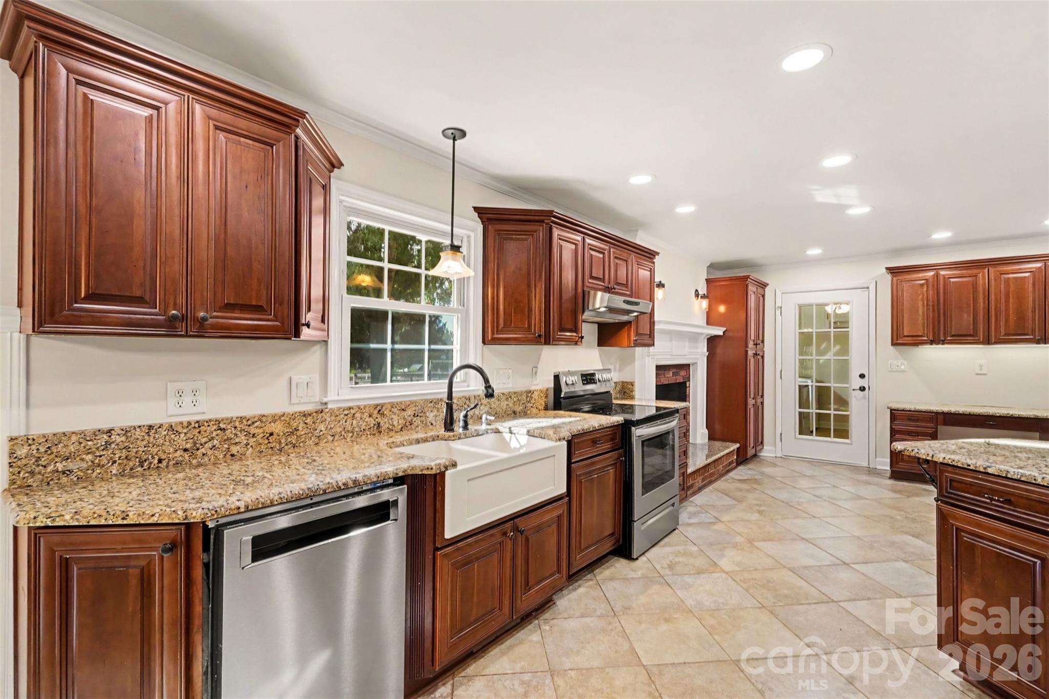 10858 Barberville Road Fort Mill, SC 29707 - Photo 15 of 35 Gallery Image 15