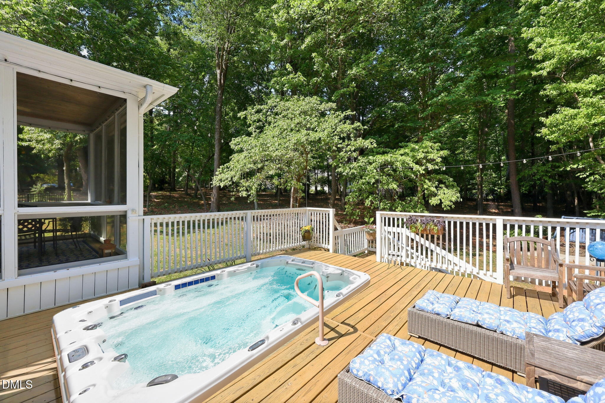 6 King William Court Raleigh, NC 27613 - Photo 39 of 49 item311