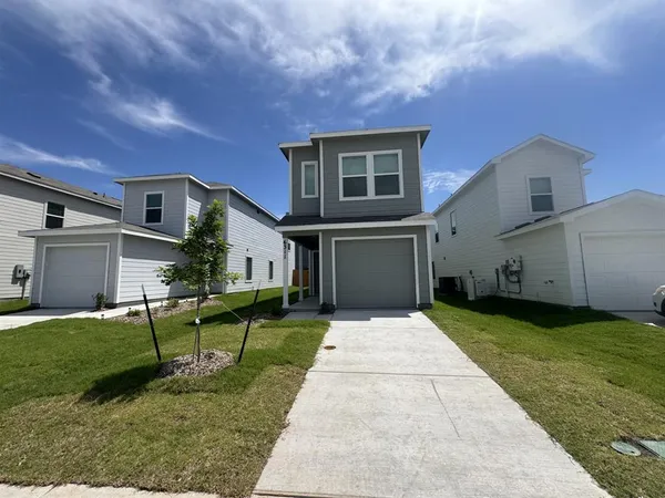 $1,995 | 6311 Whimbrel Way, Princeton, TX 75407