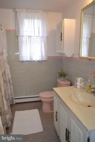 $424,900 | 409 Melvin Drive, Brookhaven, PA 19015