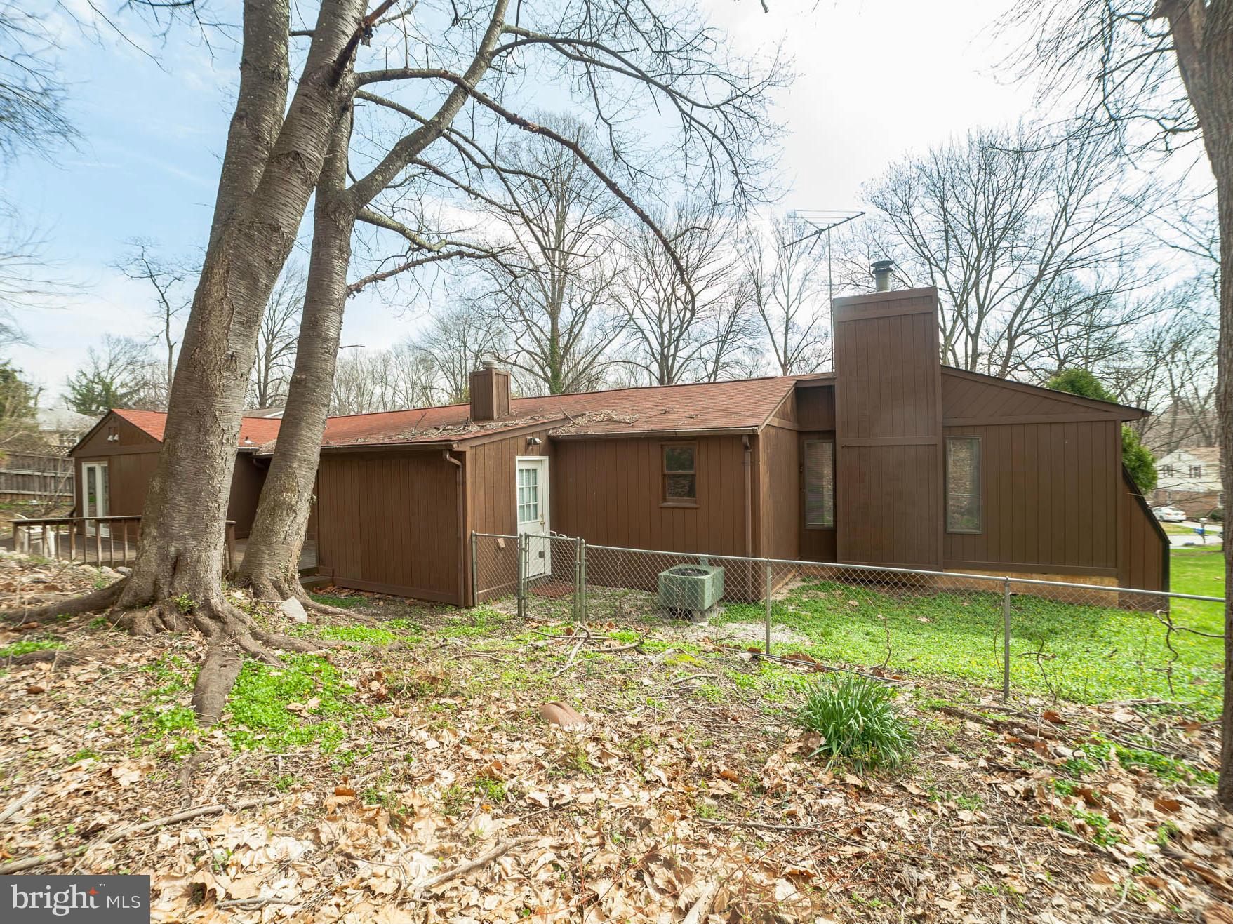 112 Hillside Road Catonsville, MD 21228 - Photo 26 of 30 Exterior (Rear)