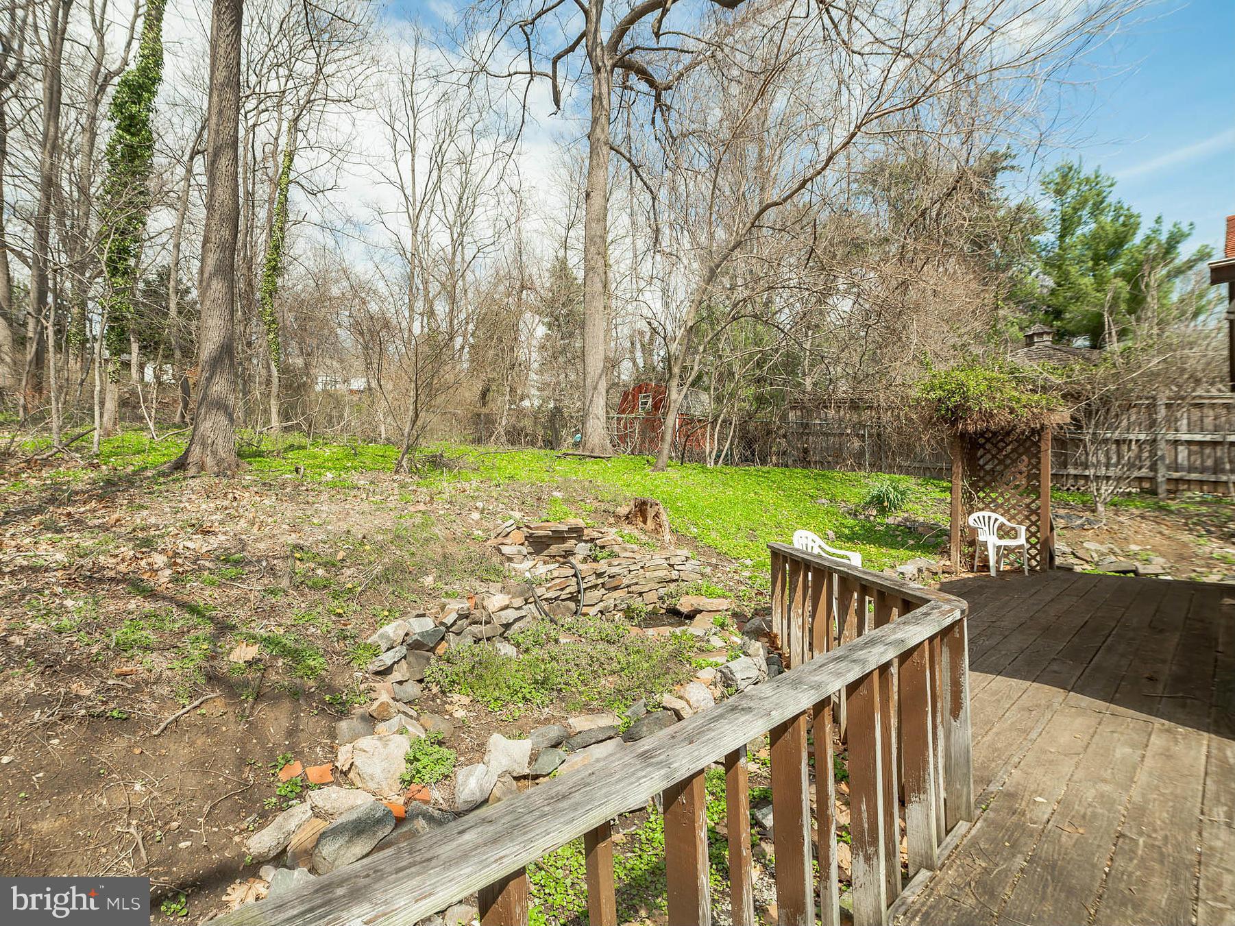 112 Hillside Road Catonsville, MD 21228 - Photo 28 of 30 Exterior (Rear)
