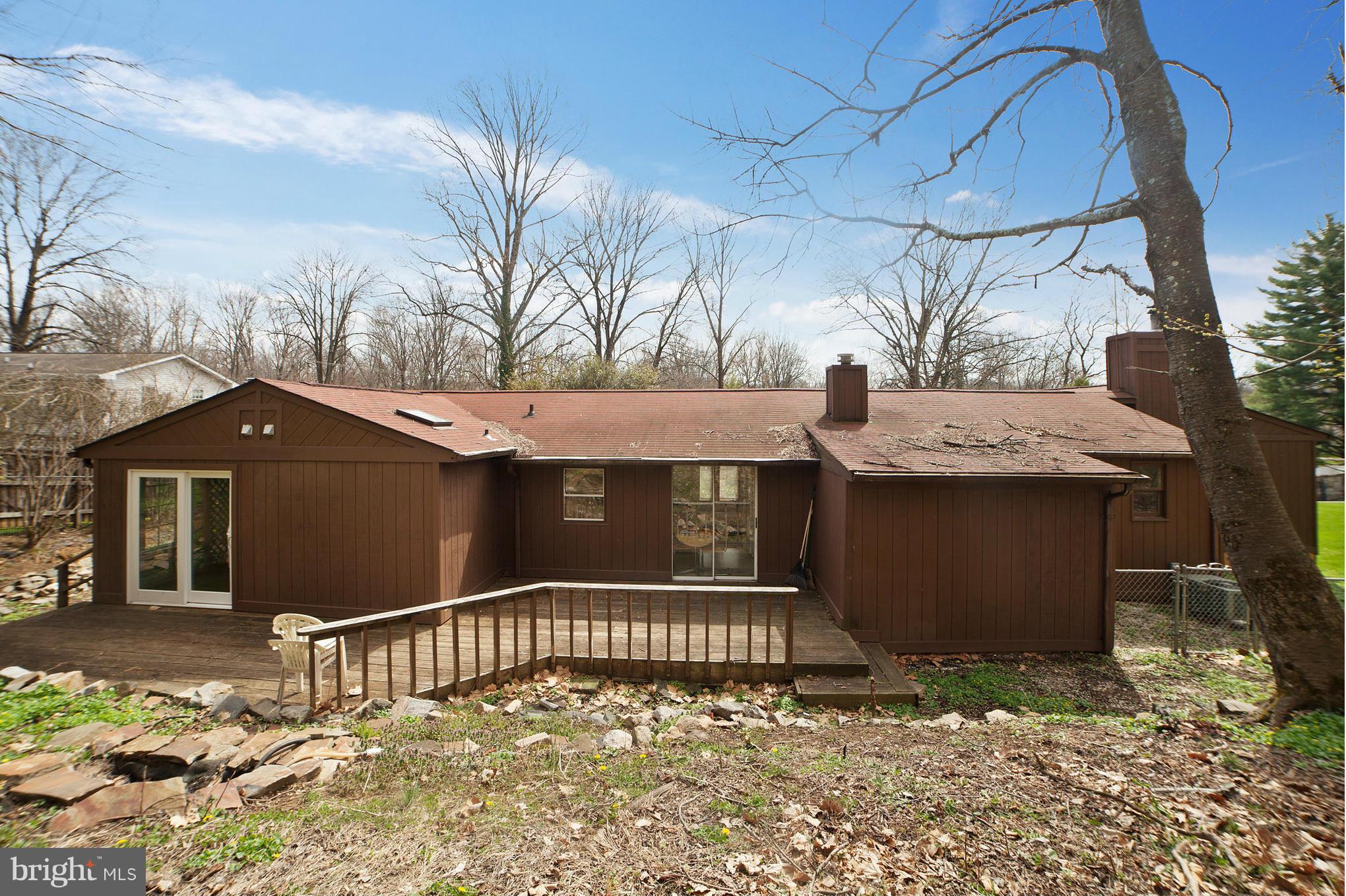 112 Hillside Road Catonsville, MD 21228 - Photo 6 of 30 Exterior (Rear)