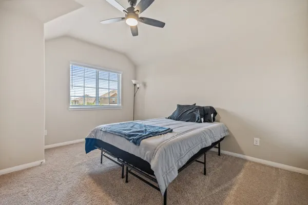 $2,000 | 4266 McGregor Blf Lane, Conroe, TX 77304