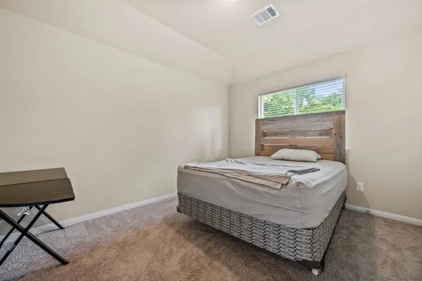 $2,000 | 4266 McGregor Blf Lane, Conroe, TX 77304