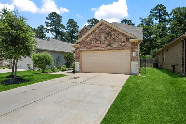 $2,000 | 4266 McGregor Blf Lane, Conroe, TX 77304