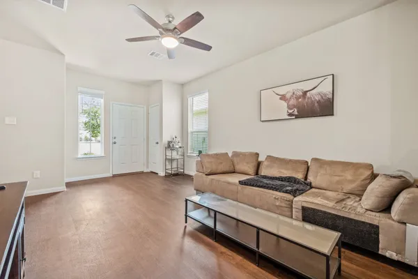 $2,000 | 4266 McGregor Blf Lane, Conroe, TX 77304