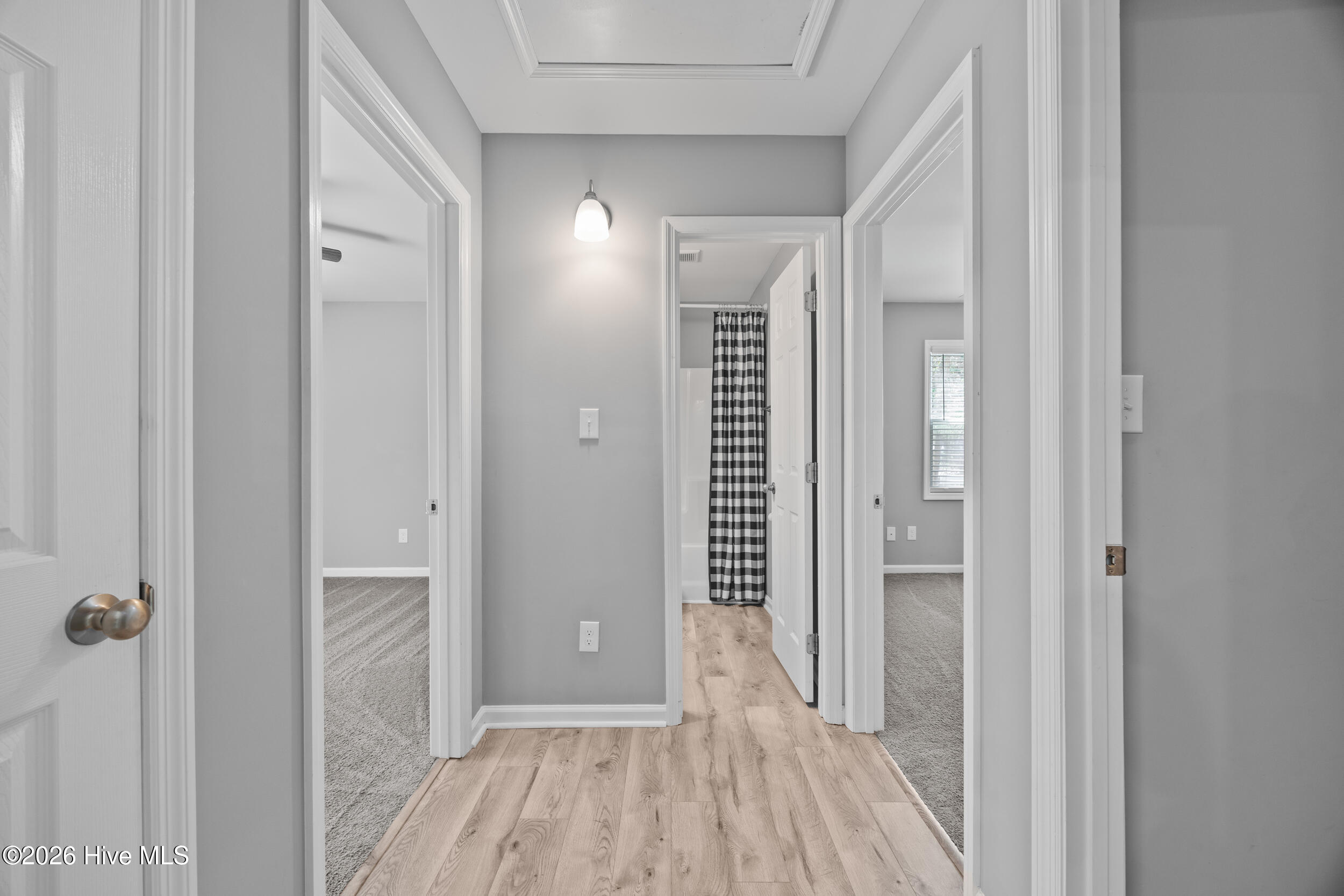 832 Old 30 Road Jacksonville, NC 28546 - Photo 24 of 51 25_hallway