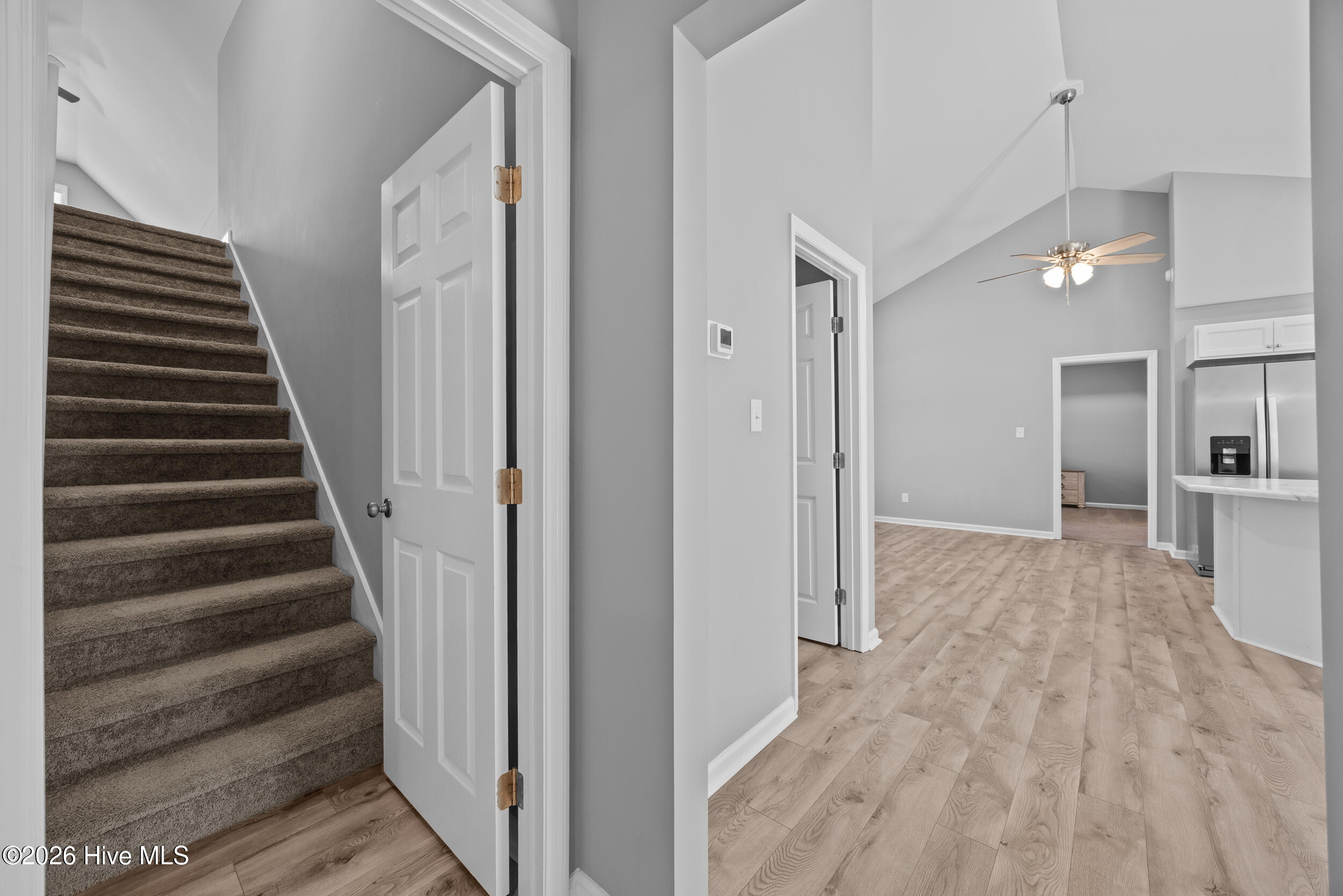 832 Old 30 Road Jacksonville, NC 28546 - Photo 25 of 51 26_stairs