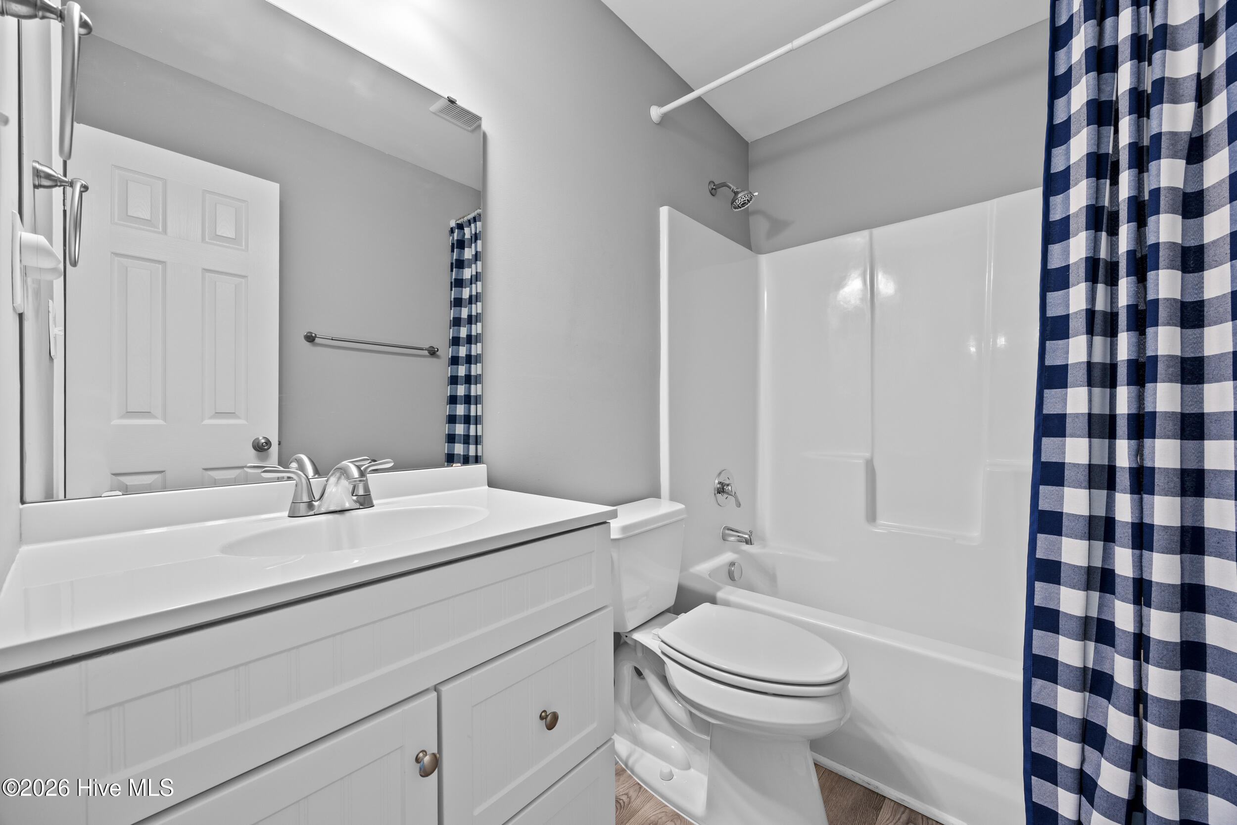 832 Old 30 Road Jacksonville, NC 28546 - Photo 28 of 51 29_bathroom