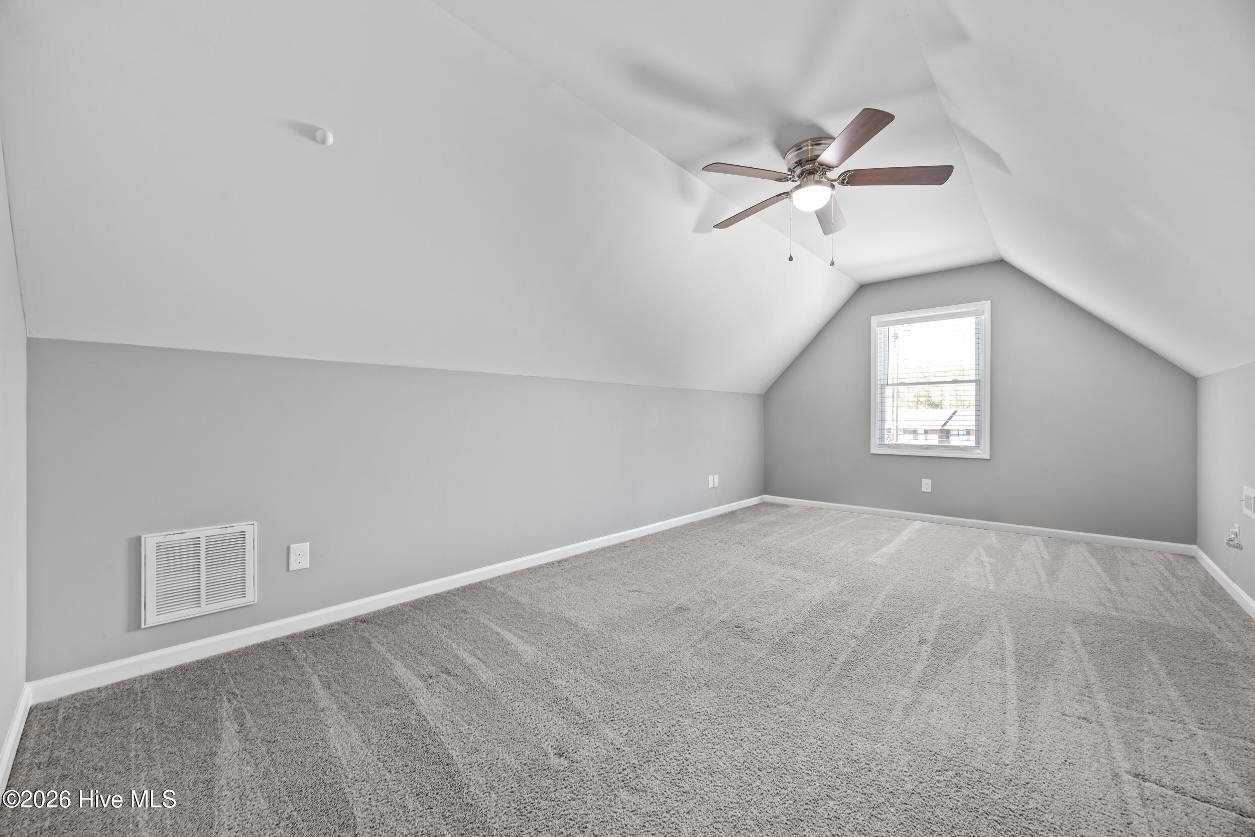 832 Old 30 Road Jacksonville, NC 28546 - Photo 31 of 51 32_bedroom