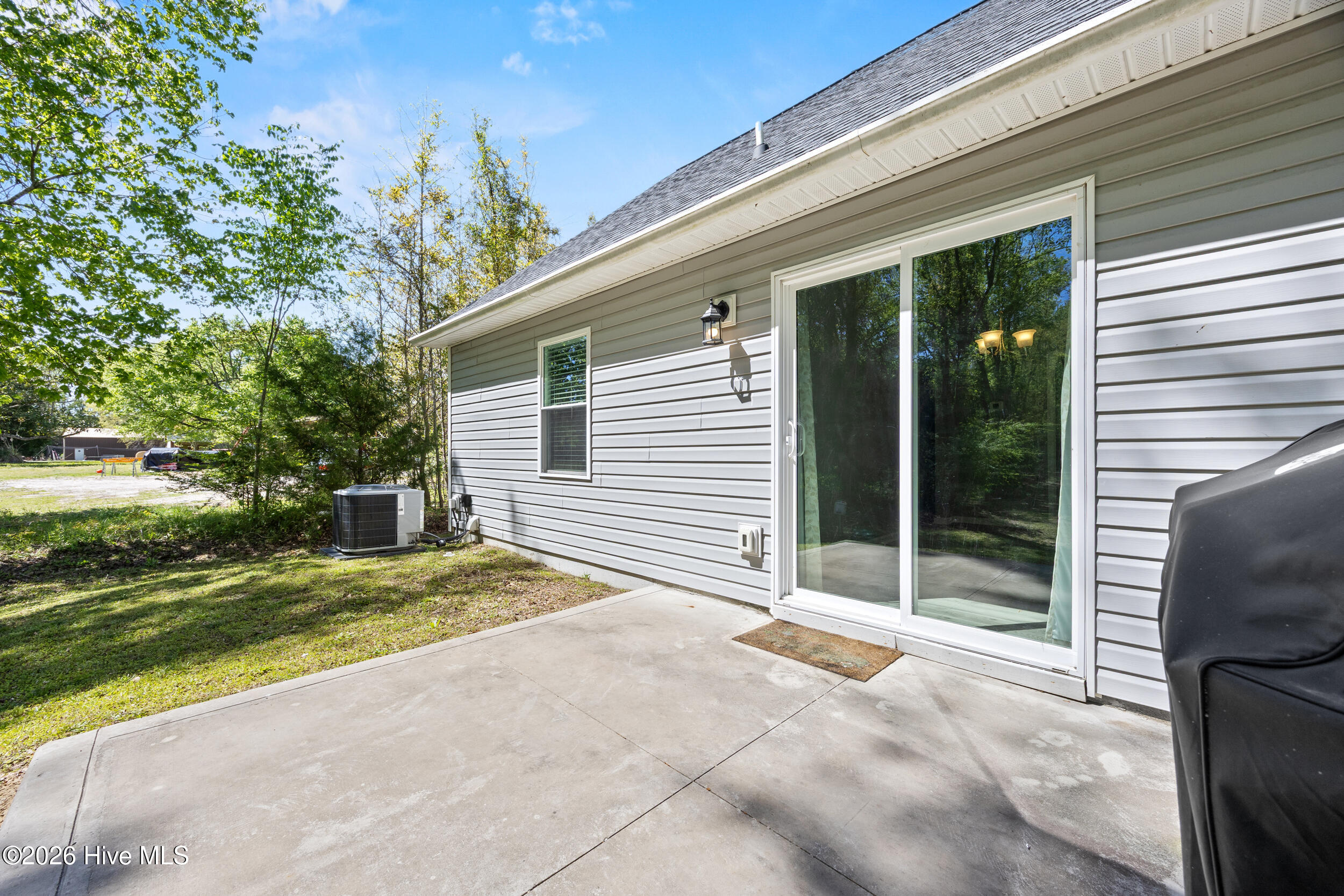 832 Old 30 Road Jacksonville, NC 28546 - Photo 34 of 51 35_back exterior