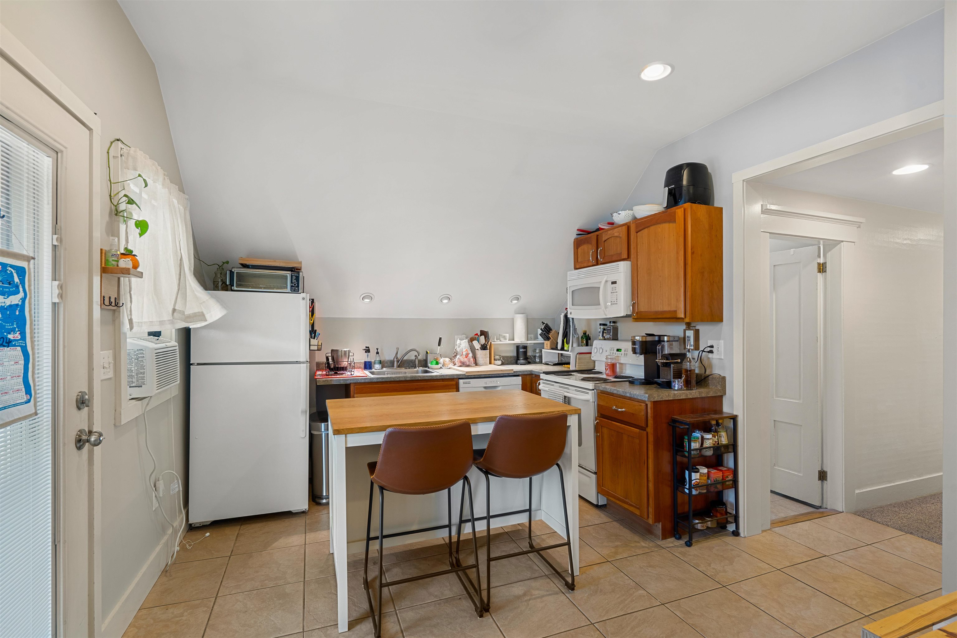 280 Taylor Street Manchester, NH 03103 - Photo 24 of 43