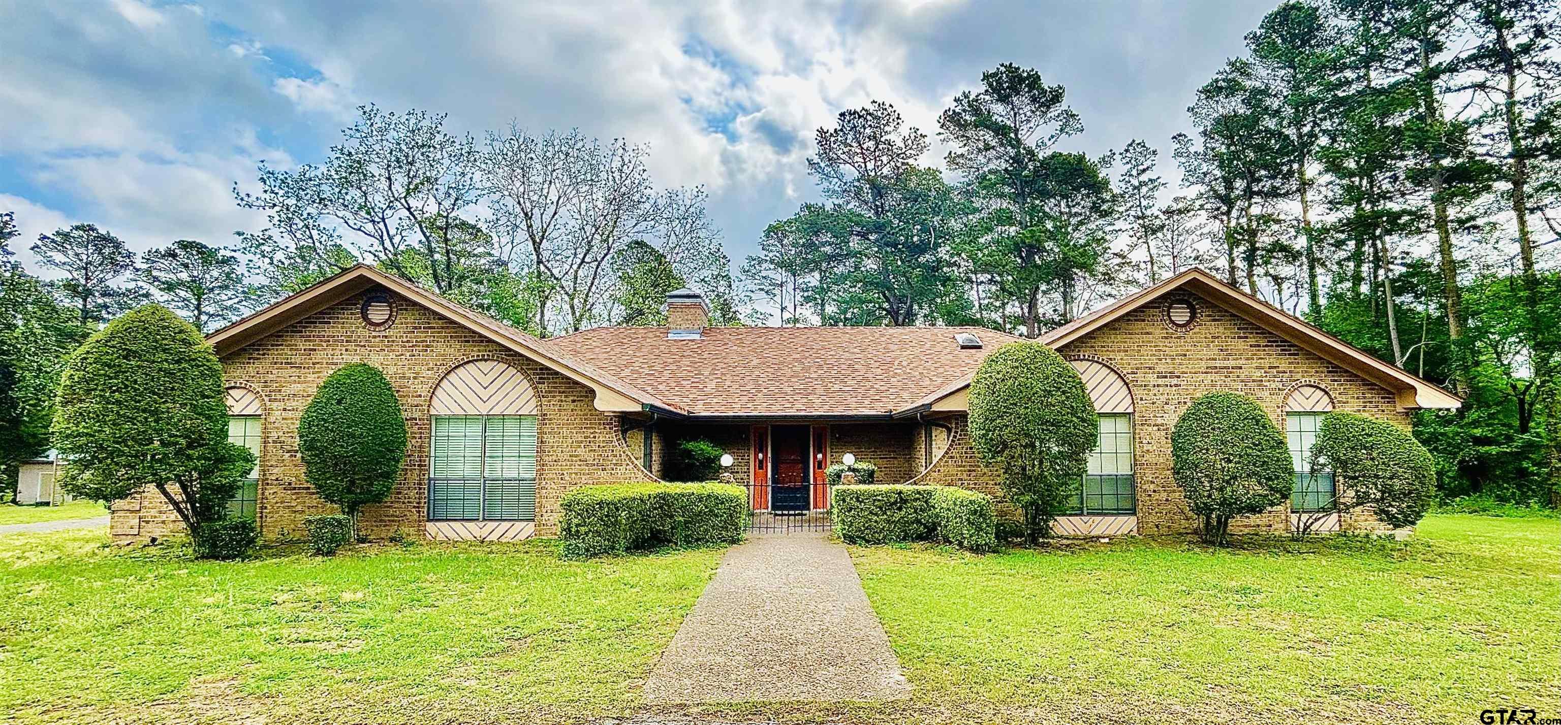 2899 Surrey Lane Tyler, TX 75705 - Photo 1 of 45