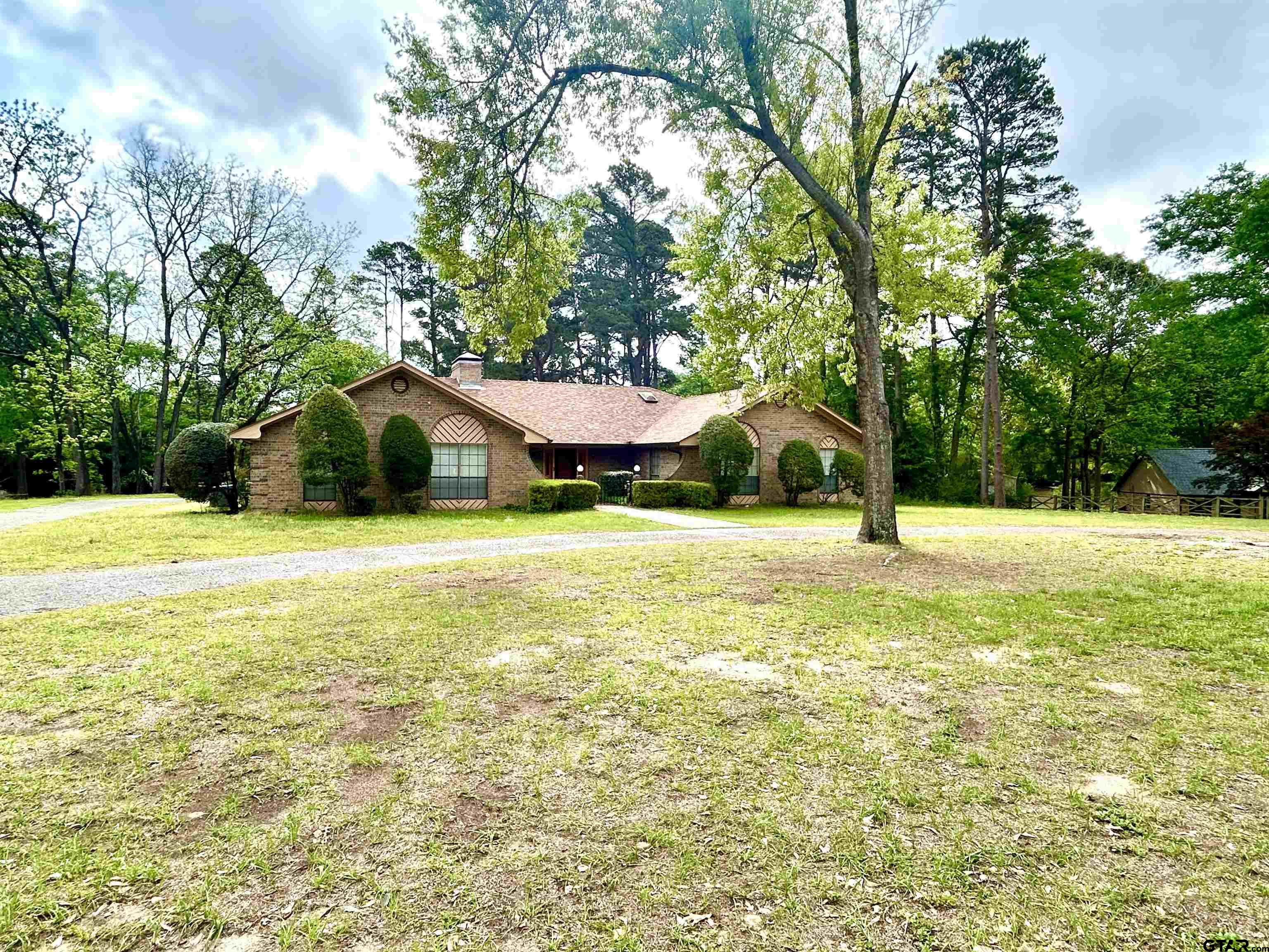 2899 Surrey Lane Tyler, TX 75705 - Photo 41 of 45