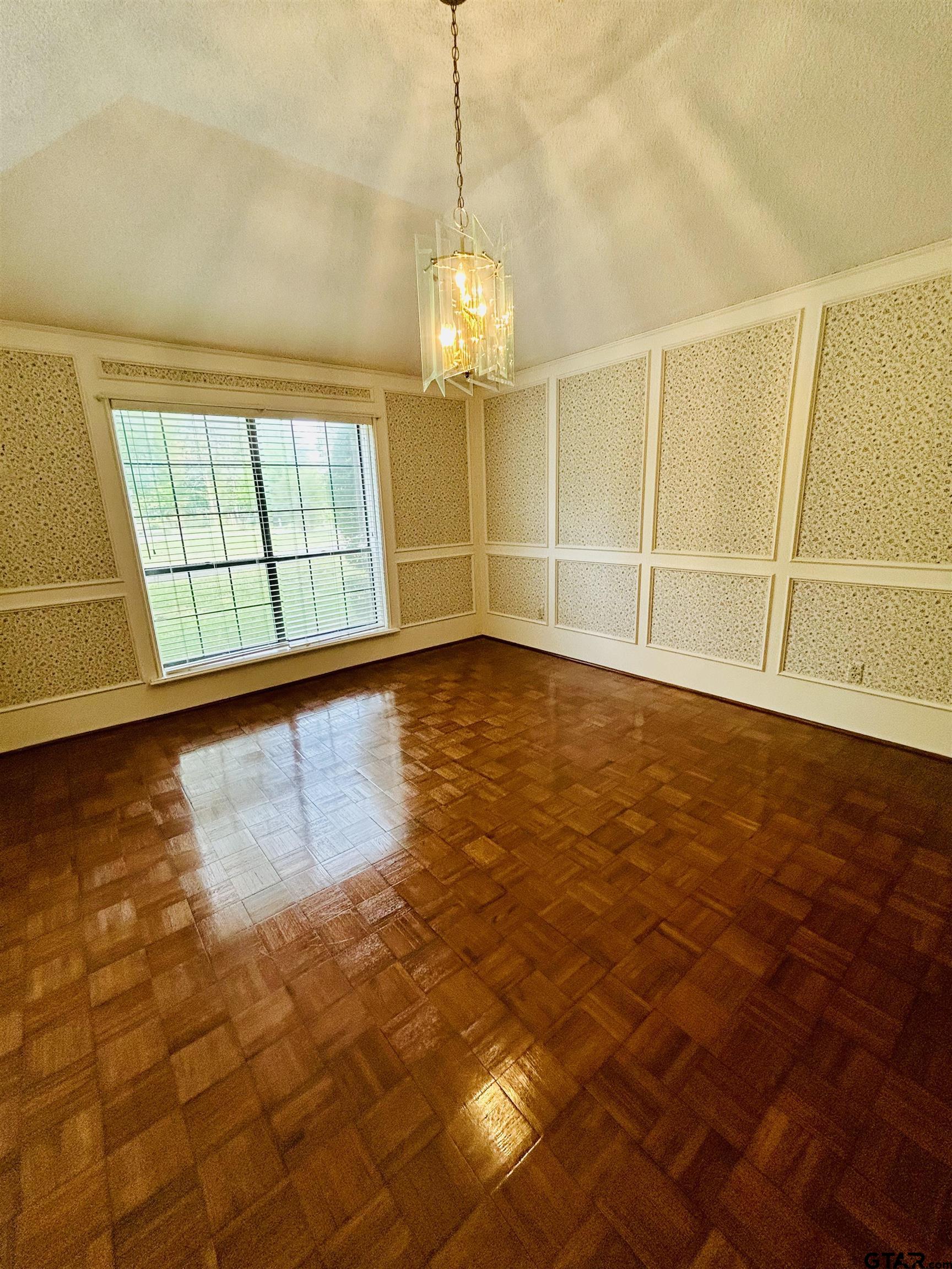 2899 Surrey Lane Tyler, TX 75705 - Photo 8 of 45