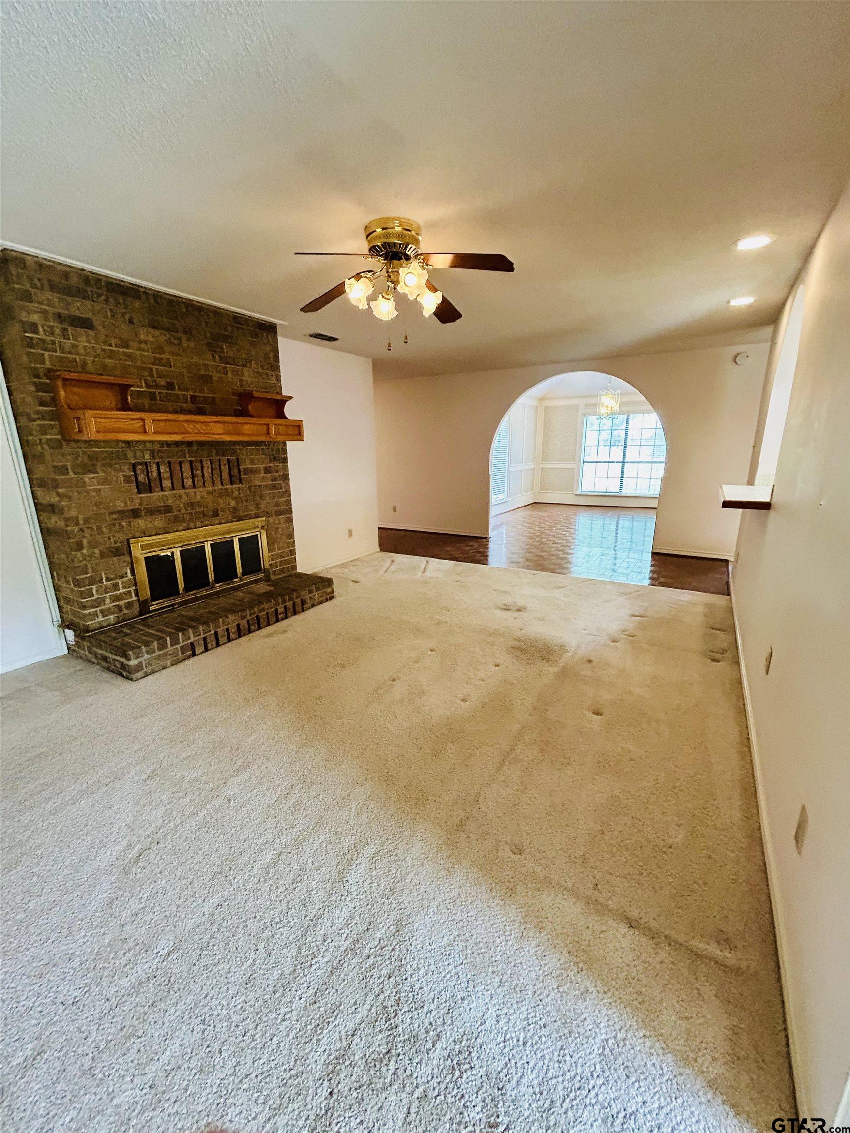 2899 Surrey Lane Tyler, TX 75705 - Photo 10 of 45