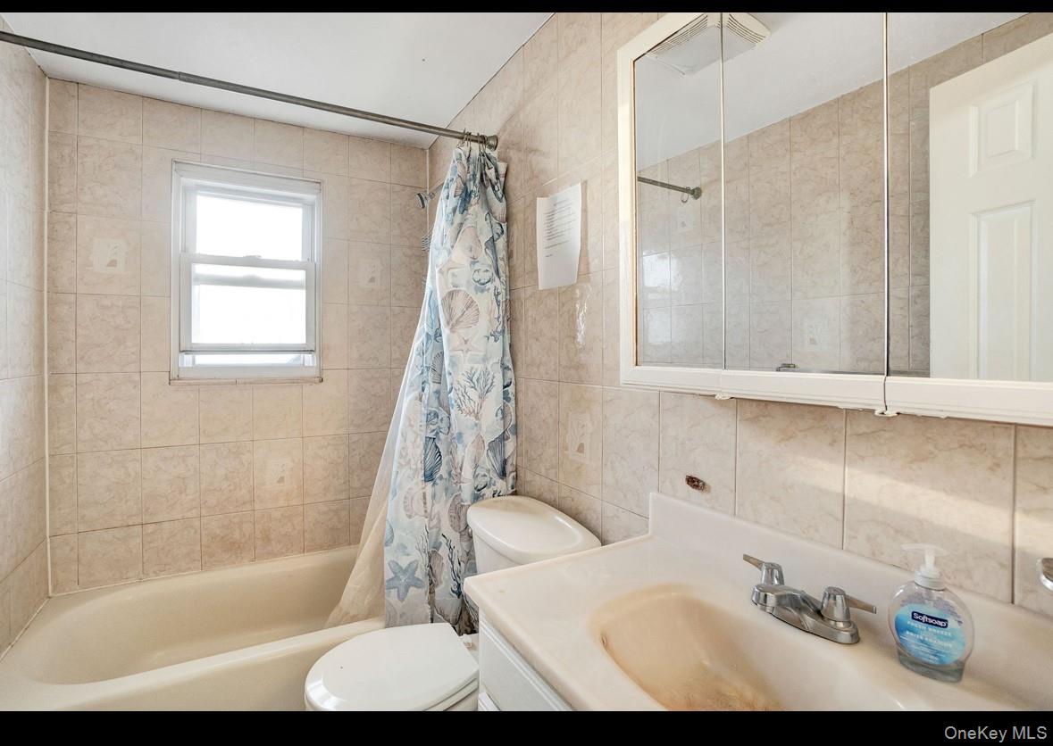 1024 Mahopac Road West Hempstead, NY 11552 - Photo 22 of 25