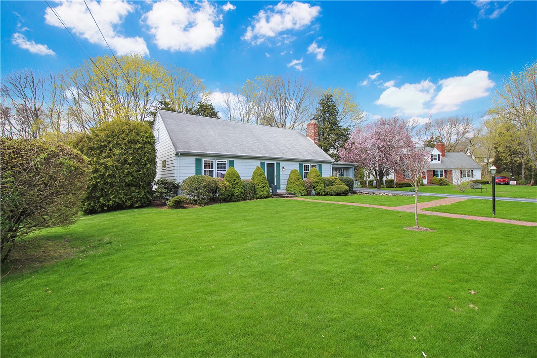 12 Bayview Drive Westerly, RI 02891 - Photo 2 of 40