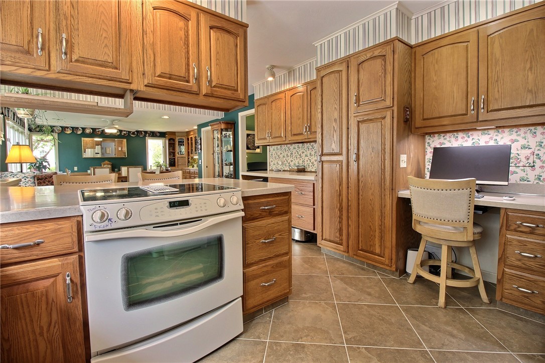 12 Bayview Drive Westerly, RI 02891 - Photo 8 of 40