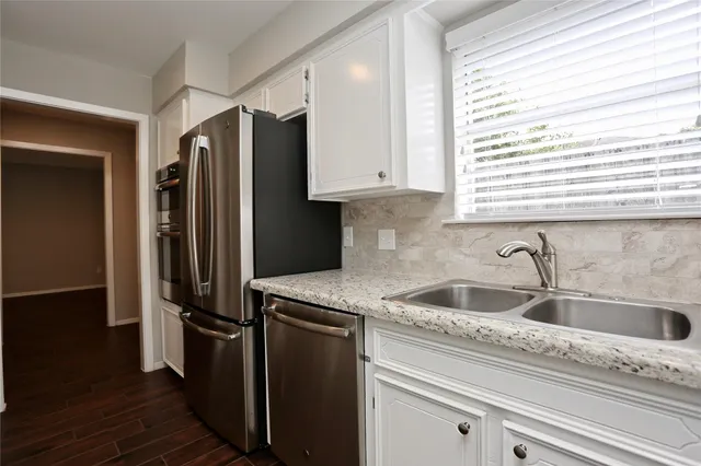 $2,299 | 1135 Murrayhill Drive, Houston, TX 77043