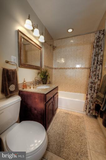 5305 Morello Road Baltimore, MD 21214 - Photo 2 of 24 Bath