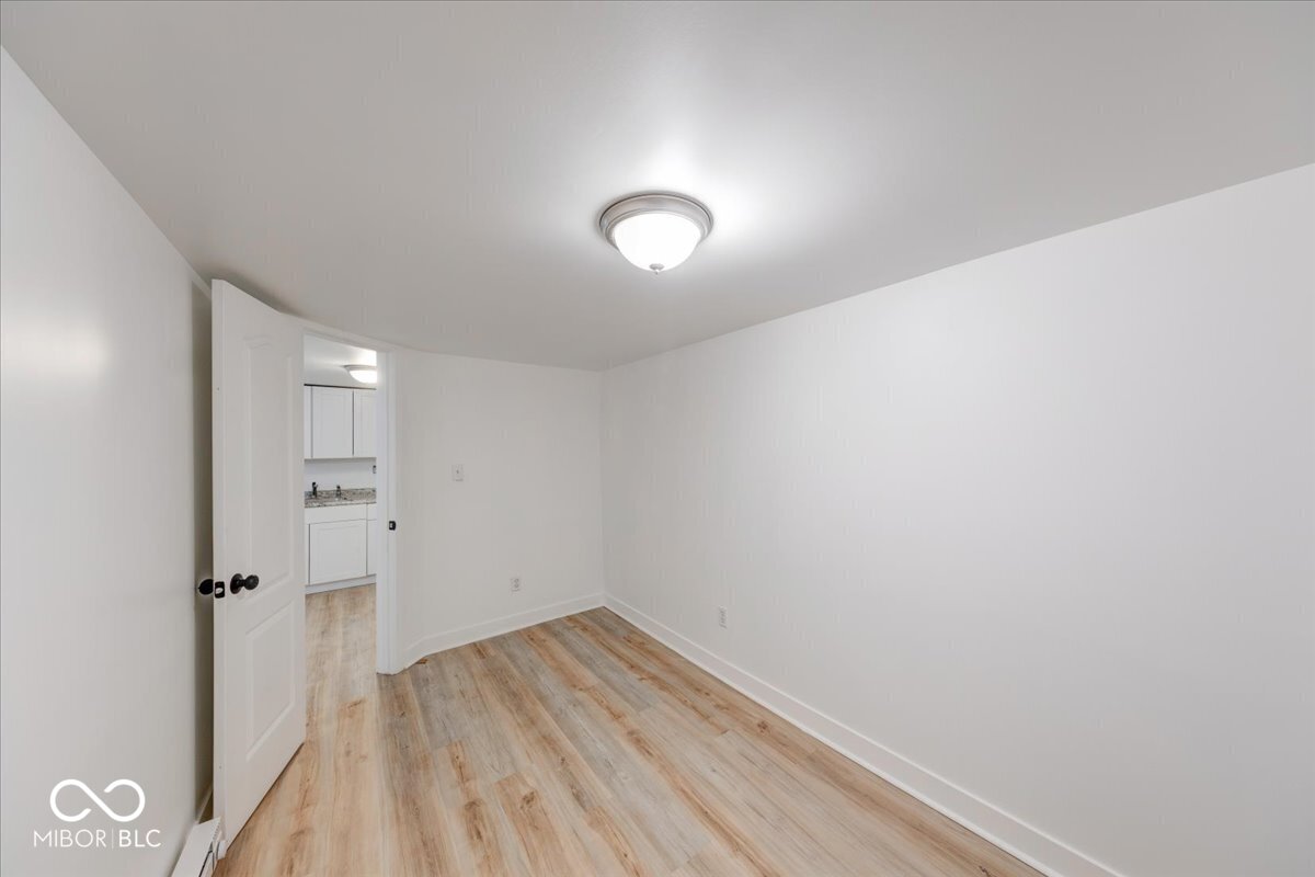 4912 East Washington Street Indianapolis, IN 46201 - Photo 13 of 46