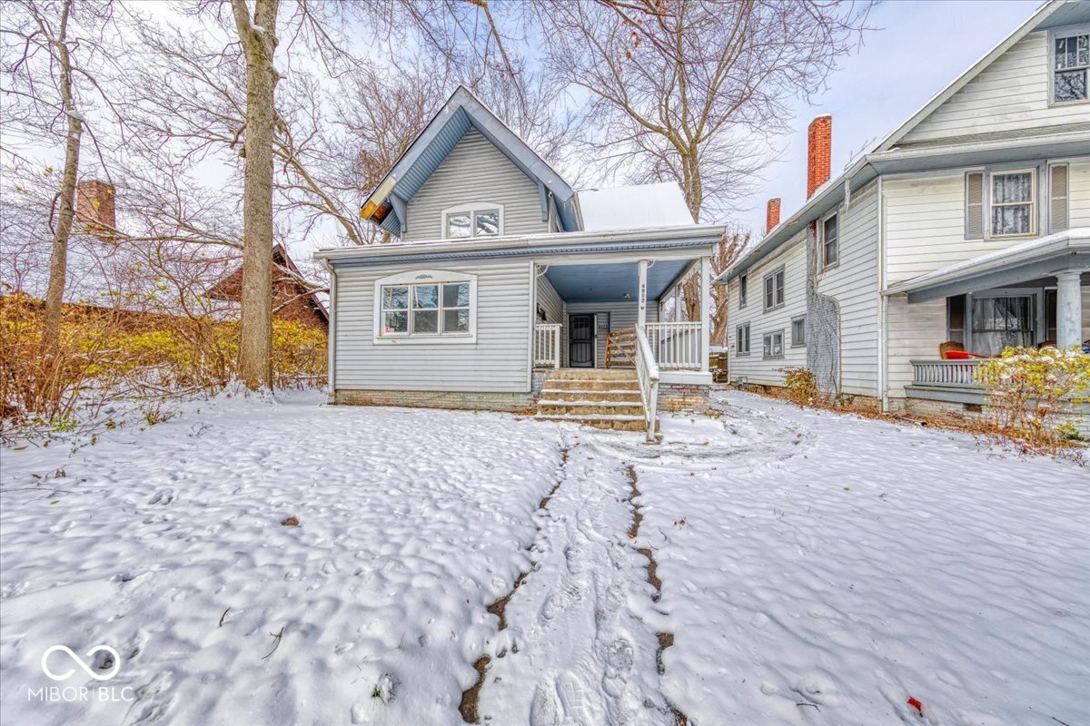 4912 East Washington Street Indianapolis, IN 46201 - Photo 2 of 46